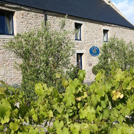 Hotel - Restaurant L'Hortensia Noyalo Eksteriør billede