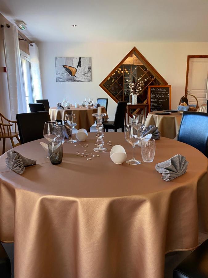Hotel - Restaurant L'Hortensia Noyalo Eksteriør billede